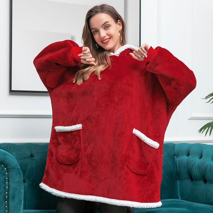 Pleddhettegenser i fleece med stor hette og lommer