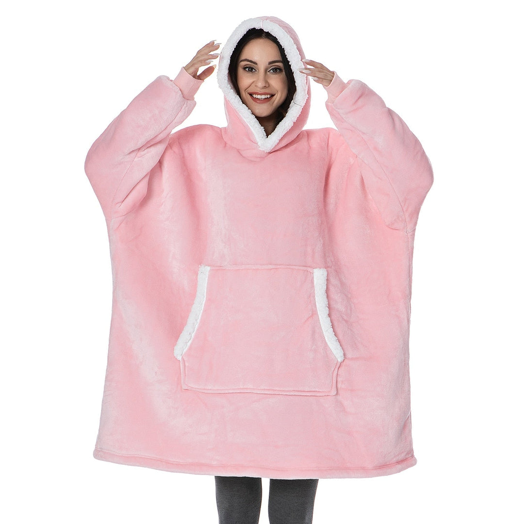 Pleddhettegenser i fleece med stor hette og lommer