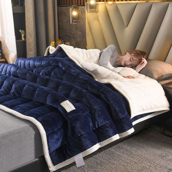 Koslund™ Vinterteppe i flanellfleece, puster og varmer i seng og sofa