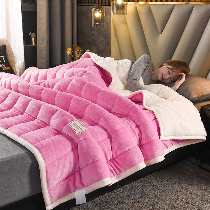 Koslund™ Vinterteppe i flanellfleece, puster og varmer i seng og sofa