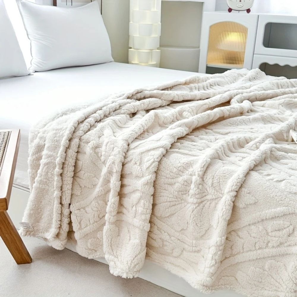 Koslund™ Fleecepledd i jacquard med geometrisk struktur i fire størrelser