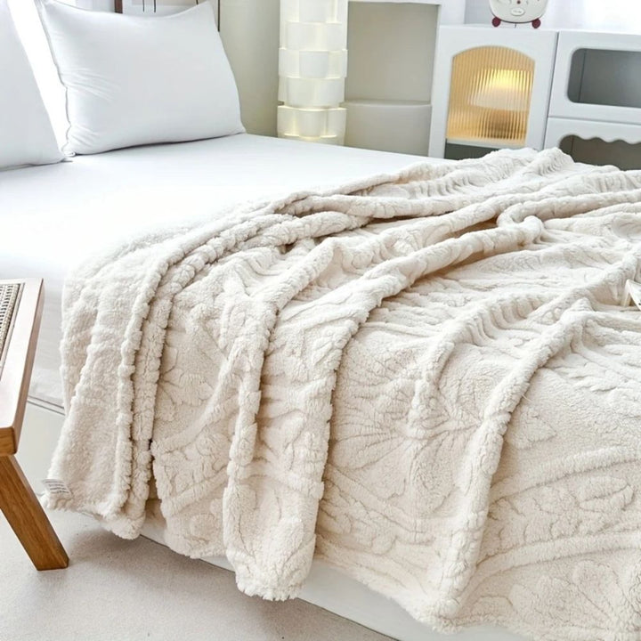 Koslund™ Fleecepledd i jacquard med geometrisk struktur i fire størrelser