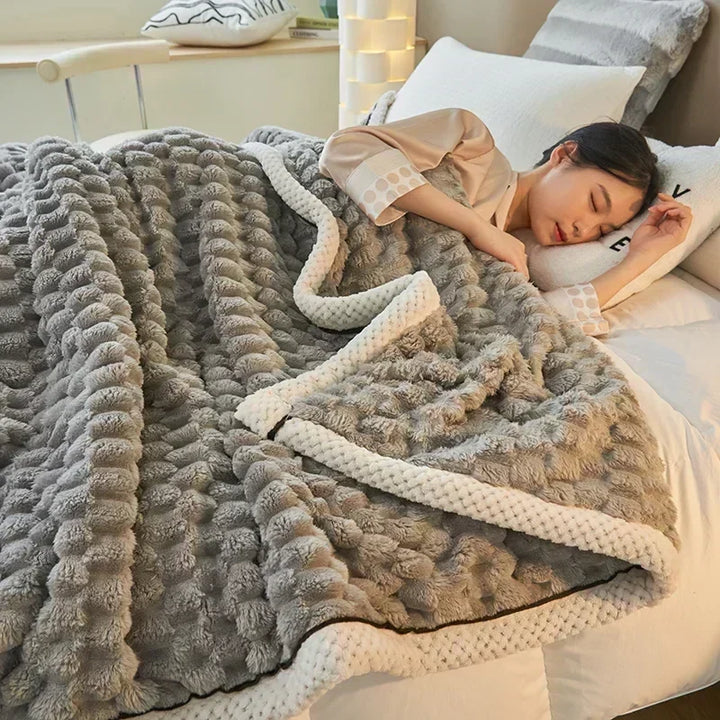 Supermyk flanellpledd i fløyelsmyk fleece, fire størrelser