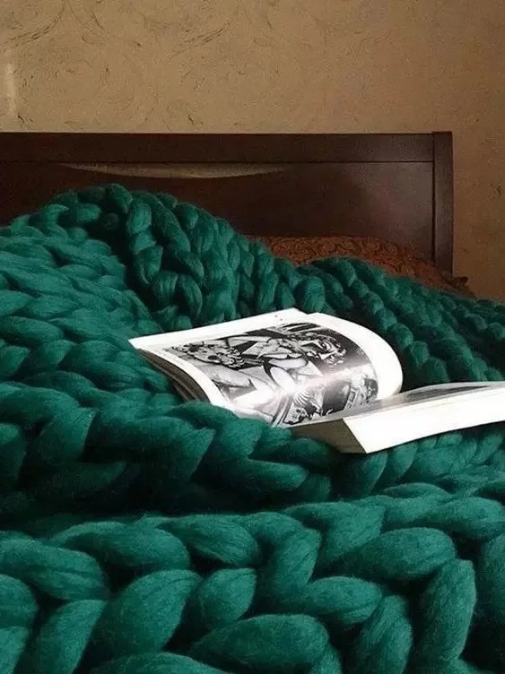 Koslund™ Grovstrikket ullpledd for en koselig sofa og seng