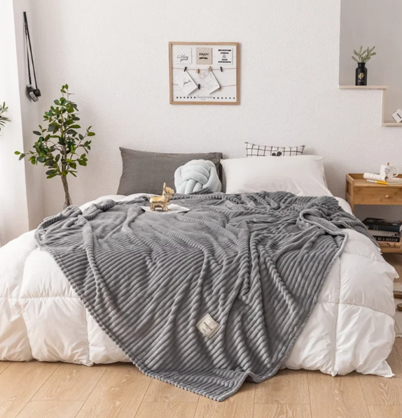 Koslund™ Myk flanellpledd som puster – varm pledd til sofa og seng