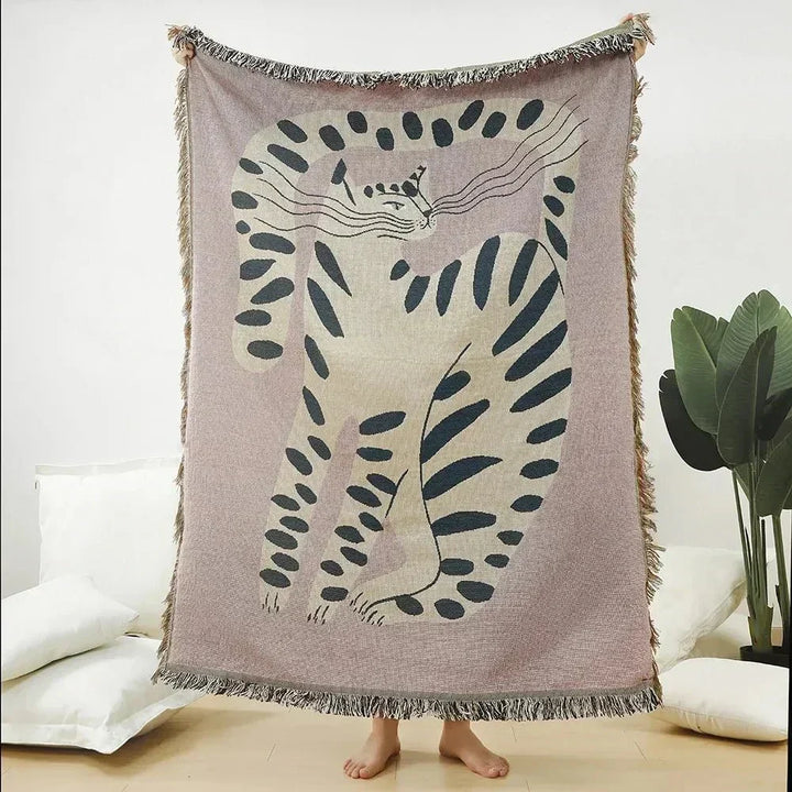 Vevd pledd med abstrakt motiv, jacquard til sofa og vegg