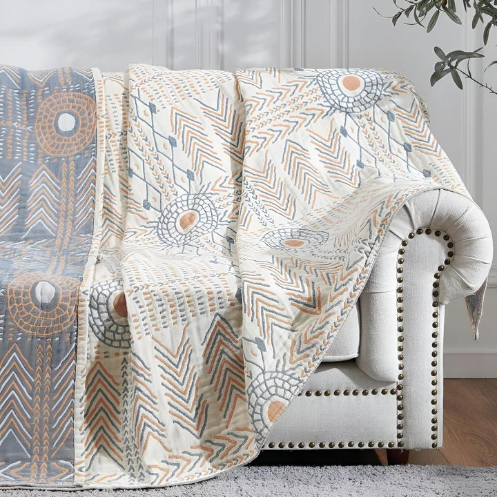Koslund™ Vendbart plysjpledd til sofa og seng med to uttrykk