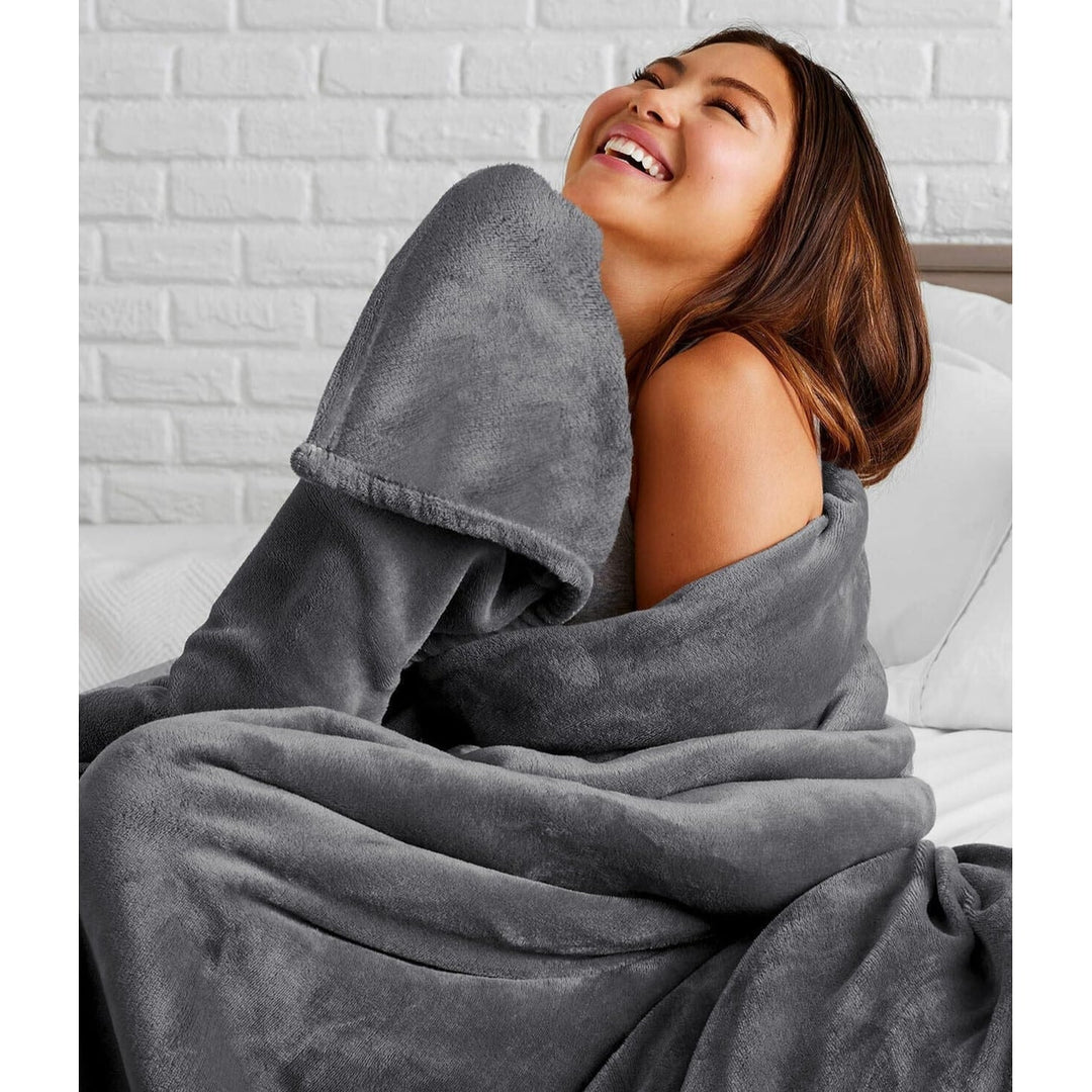 Koslund™ Supermykt fleecepledd med fuskepels for sofa og seng