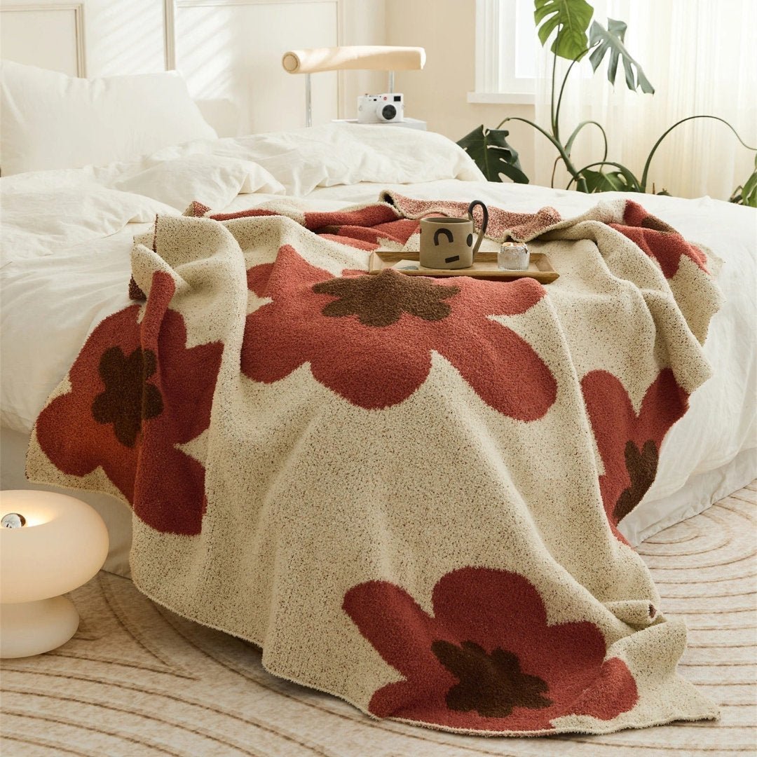 Supermykt blomstrete plysjpledd for kalde kvelder