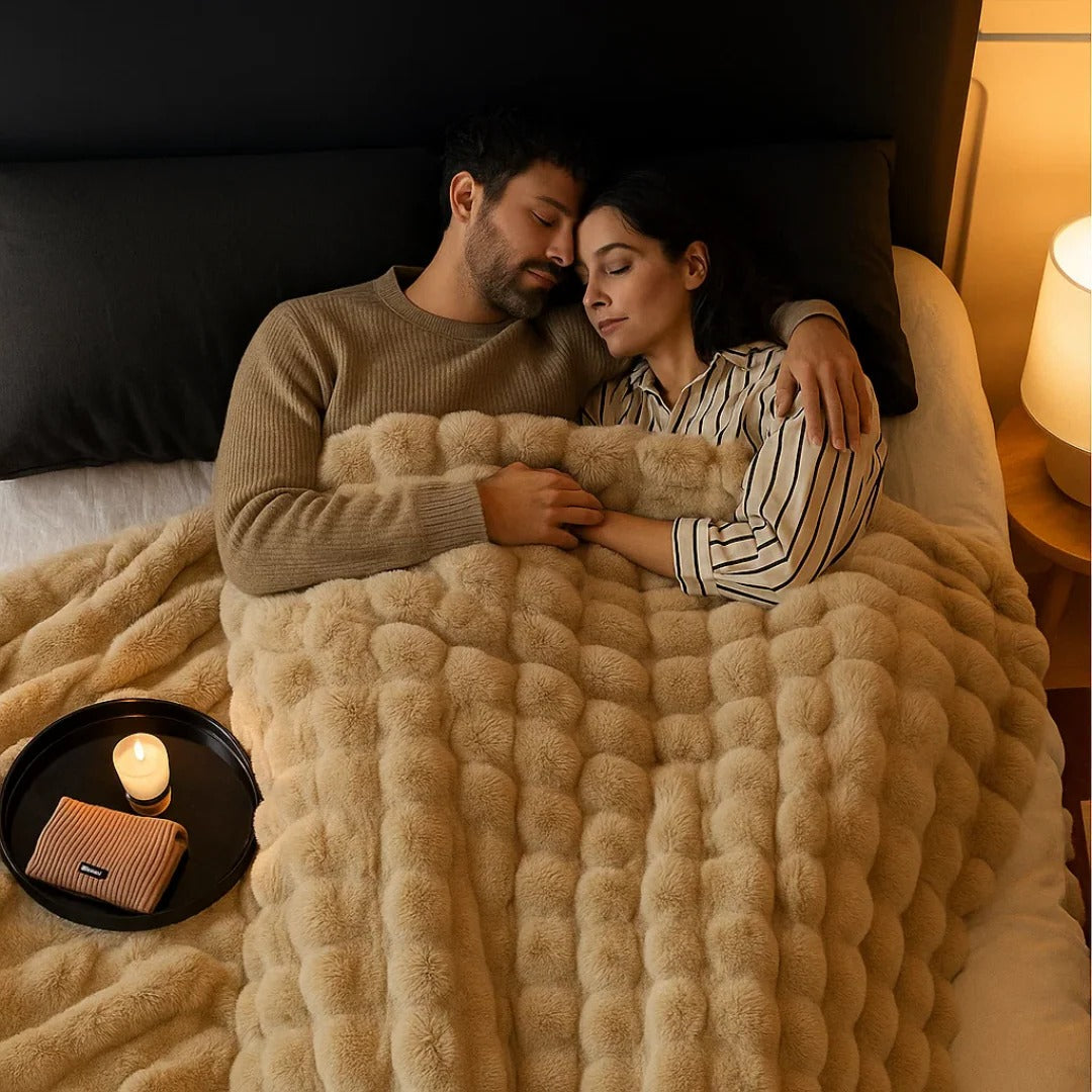 Myk plysjpledd for alle årstider med elegant design