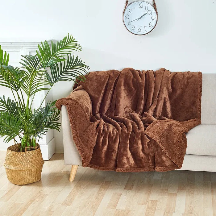 Koslund™ Vendbart vanntett og varmt pledd for sofa og seng
