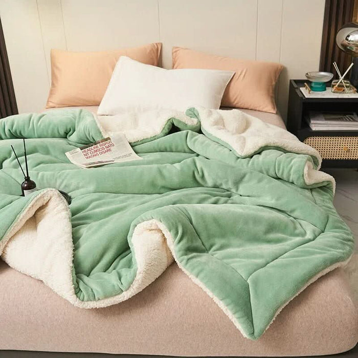 Koslund™ Vendbart sherpateppe i fleece til seng og sofa