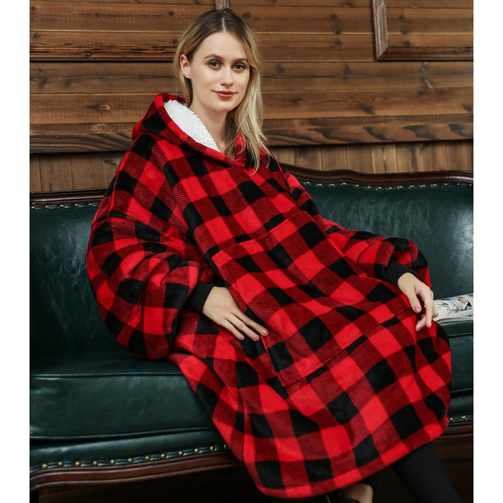 Oversized fleecehettegenser med sherpafôr og kengurulomme